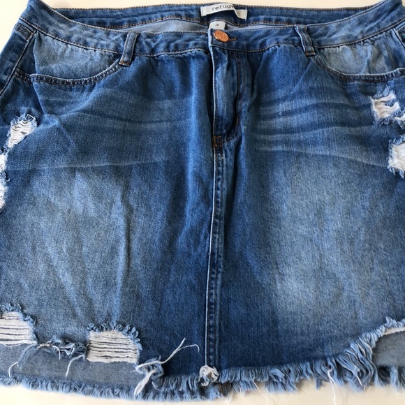 Refuge Distressed Women Jean Skirt - Picture 2 of 4